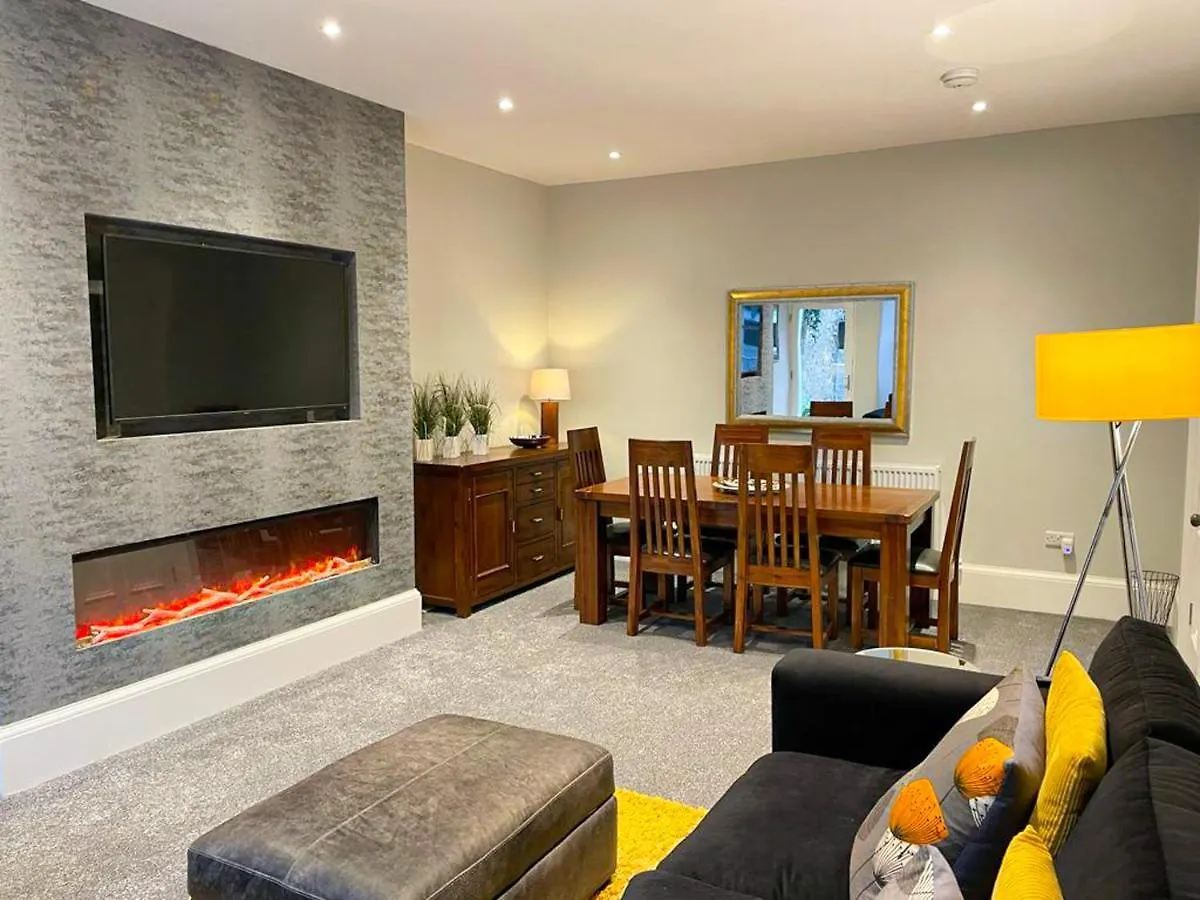 2Bed, Private Garden & Fireplace, Near Water Of Leith إدنبرة شقة