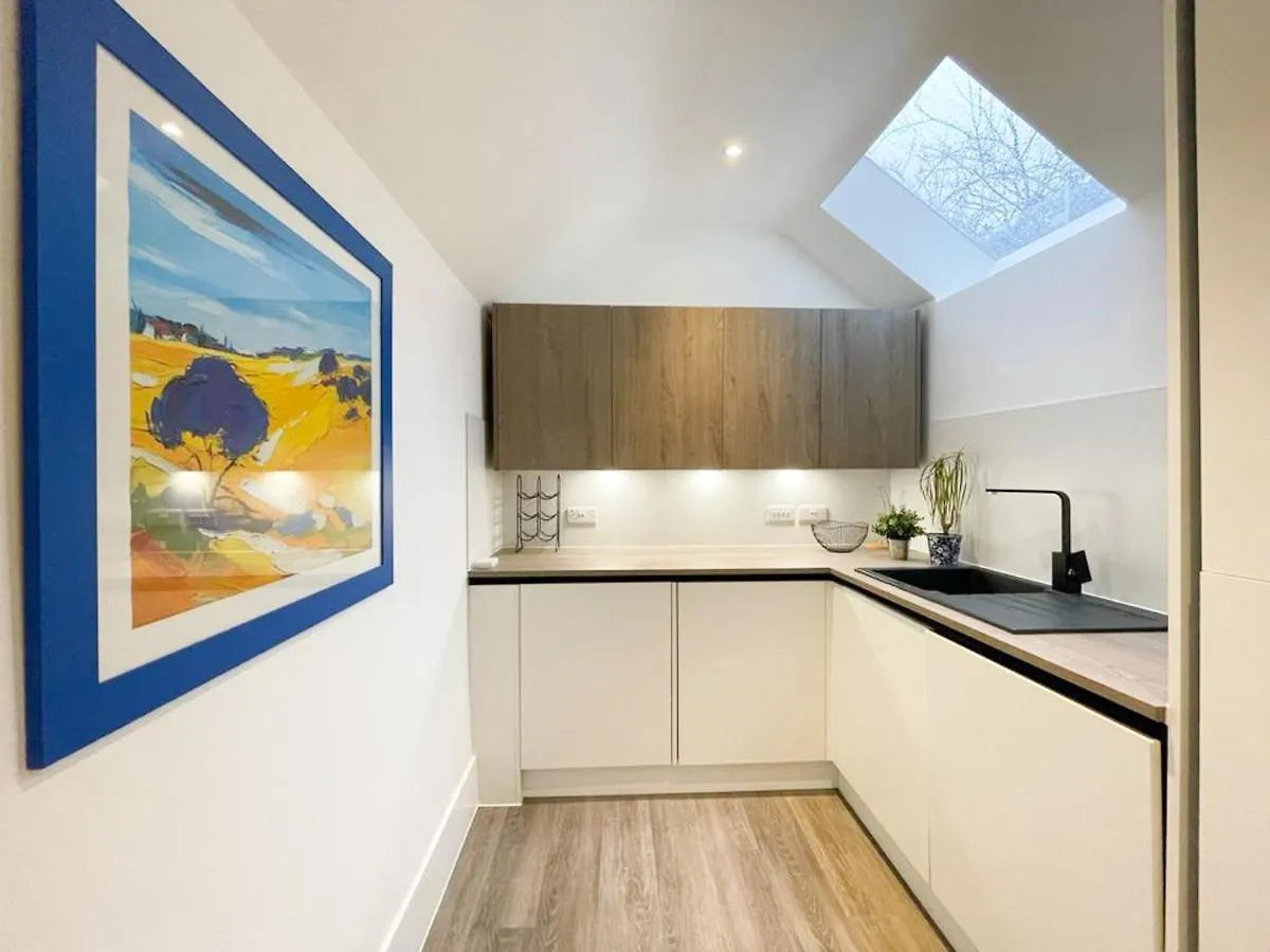 2Bed, Private Garden & Fireplace, Near Water Of Leith إدنبرة